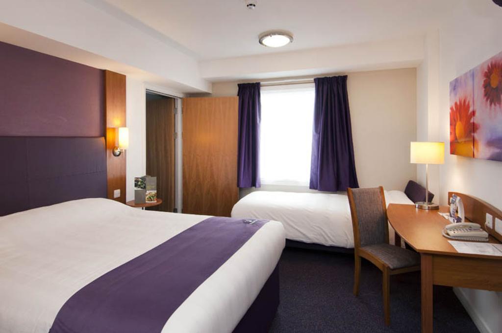Premier Inn Leamington Spa Town Centre Ruang foto