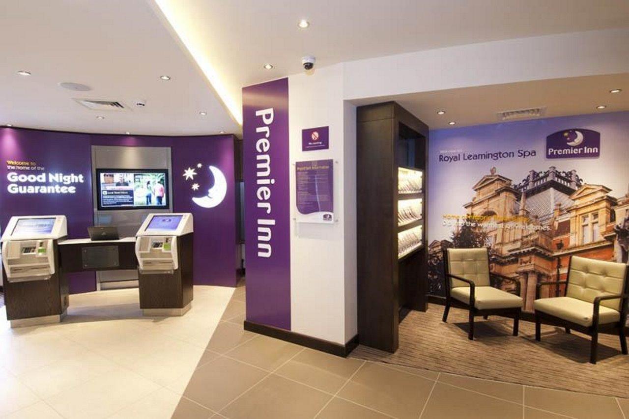 Premier Inn Leamington Spa Town Centre Bagian luar foto
