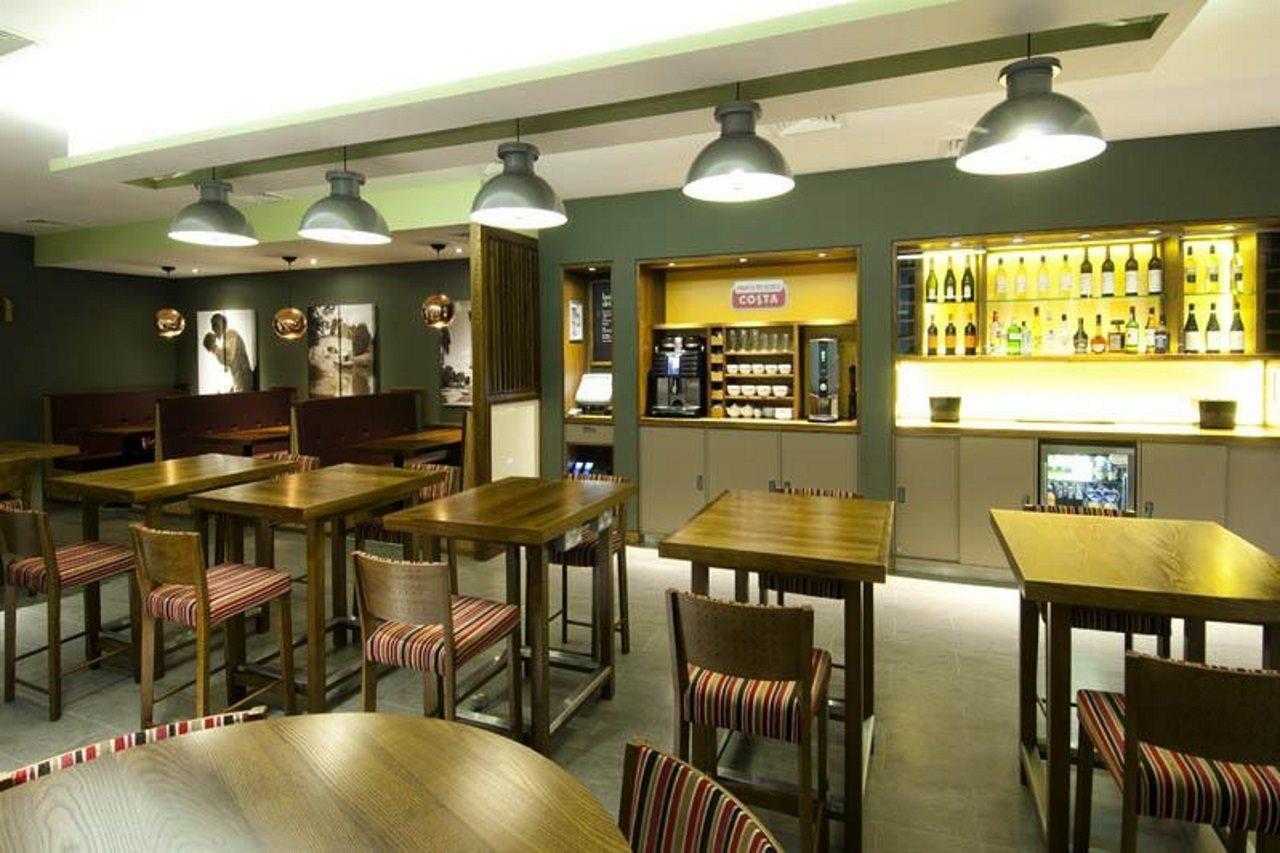 Premier Inn Leamington Spa Town Centre Bagian luar foto