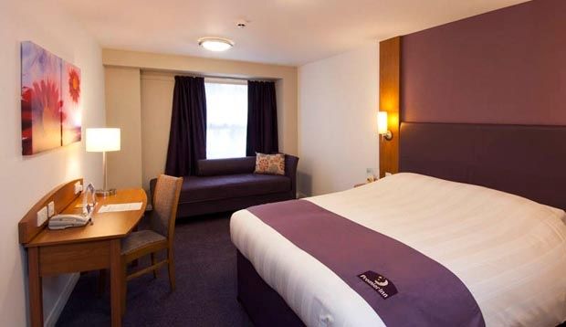 Premier Inn Leamington Spa Town Centre Bagian luar foto